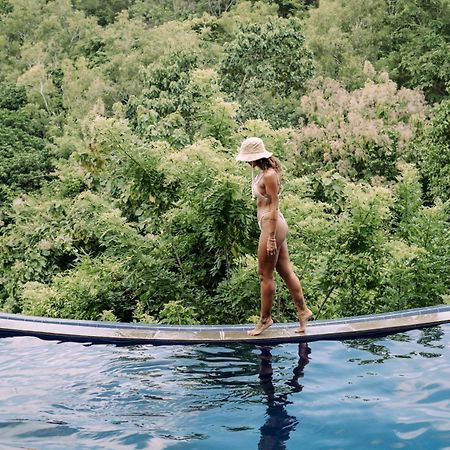 Bagus Ink Surf Camp Vandrerhjem Uluwatu Eksteriør bilde