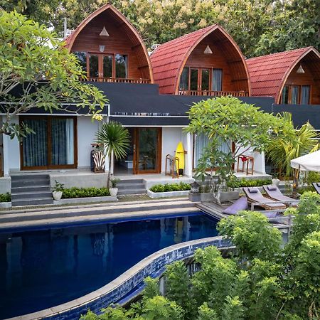 Bagus Ink Surf Camp Vandrerhjem Uluwatu Eksteriør bilde