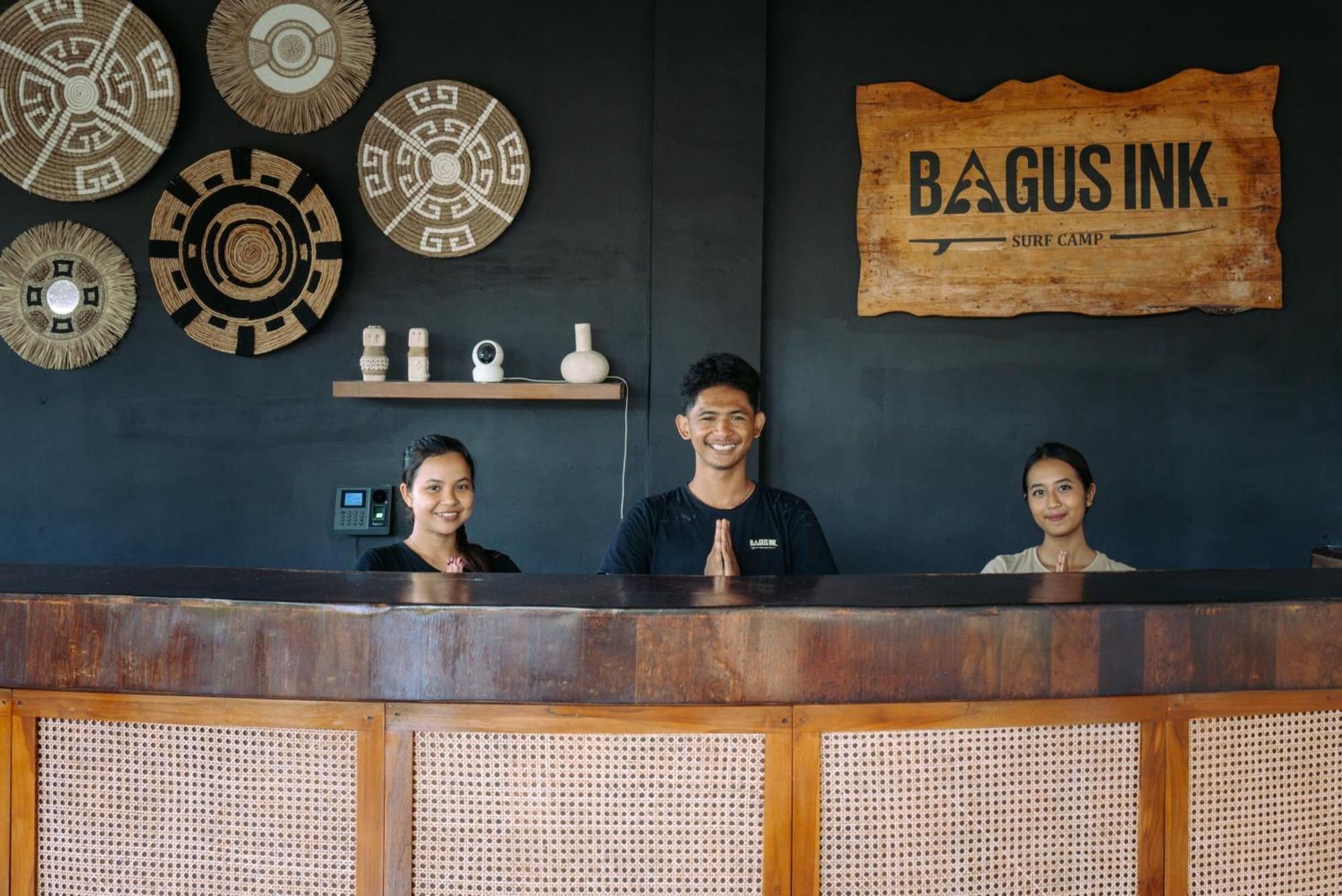 Bagus Ink Surf Camp Vandrerhjem Uluwatu Eksteriør bilde