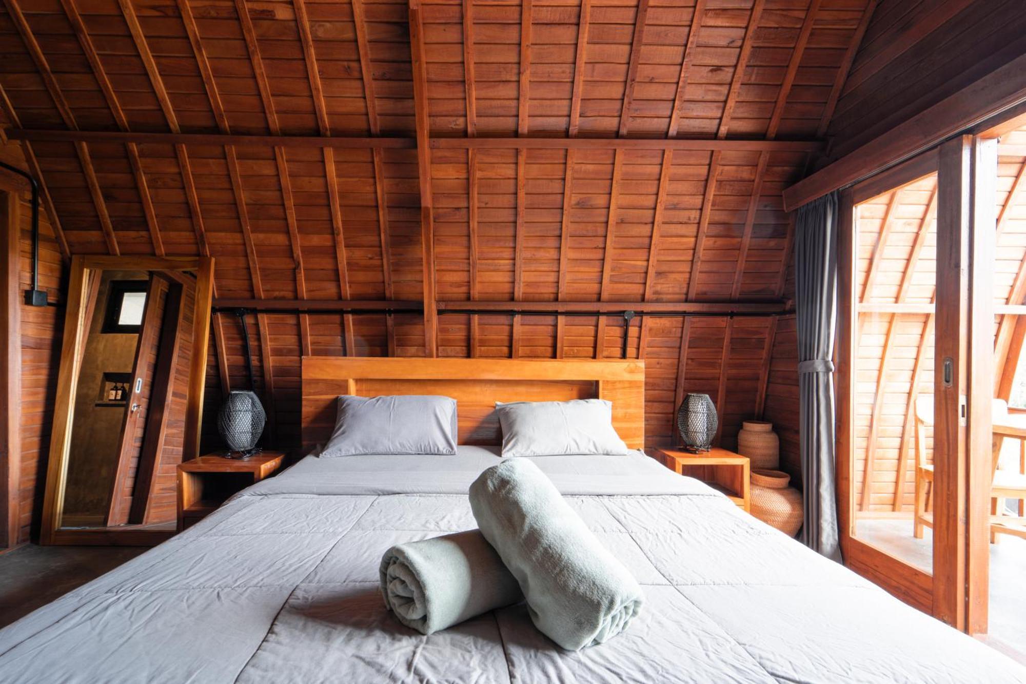 Bagus Ink Surf Camp Vandrerhjem Uluwatu Eksteriør bilde